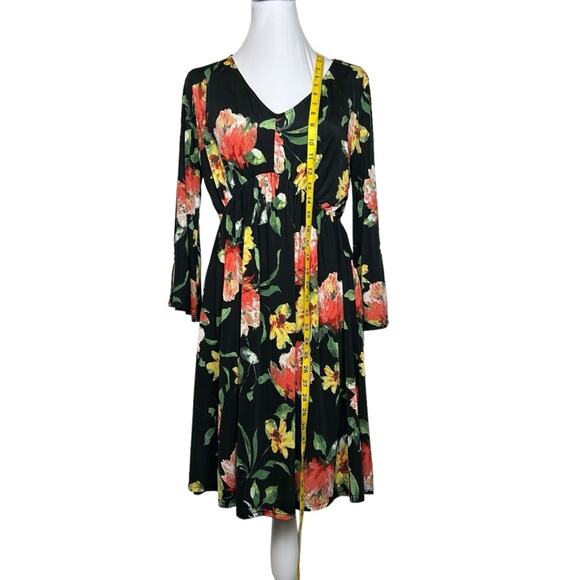 White Birch Dress Womens Size S Black Floral Silky Stretchy Feminine Colorful - Picture 7 of 10